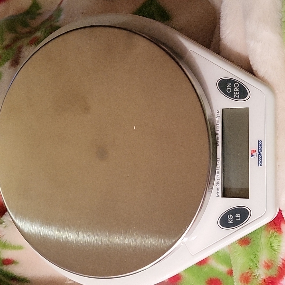 TOCCOMAGICO digital scale
